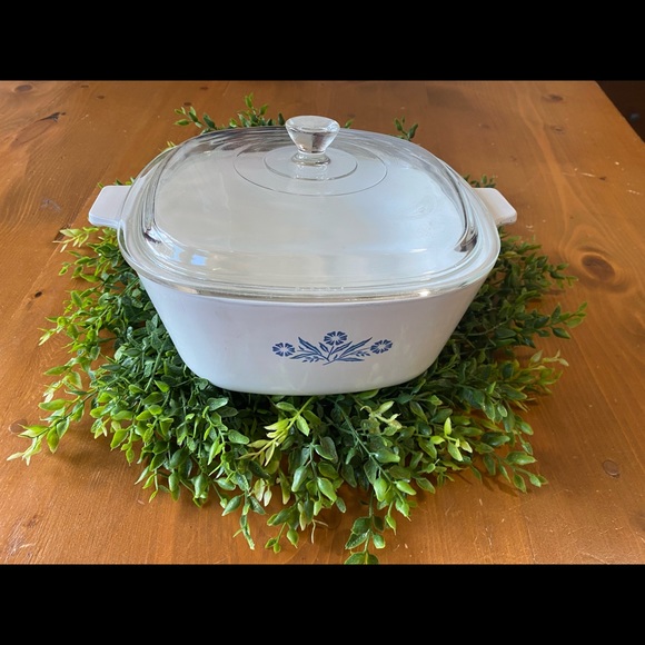 Corning Ware Vintage Pyrex Blue Flower Decor - Picture 1 of 11